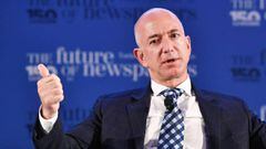 El fundador de Amazon Jeff Bezos, el rico m&aacute;s rico de la historia