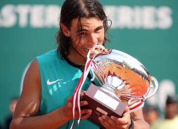 En 2007 se repitió la final del año anterior. Rafa Nadal ganó a Roger Federer por 6-4, 6-4.