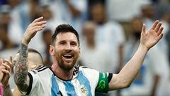 GR6004. LUSAIL (CATAR), 26/11/2022.- Lionel Messi de Argentina celebra hoy, en un partido de la fase de grupos del Mundial de Fútbol Qatar 2022 entre Argentina y México en el estadio de Lusail (Catar). EFE/ Rodrigo Jiménez
