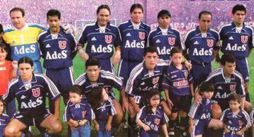 26 de noviembre de 2000: Universidad de Chile gana el Torneo Nacional tras empatar 1-1 con Wanderers en el Estadio Nacional.