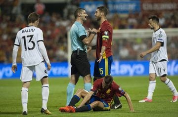 Sergio Ramos protests with the referee.