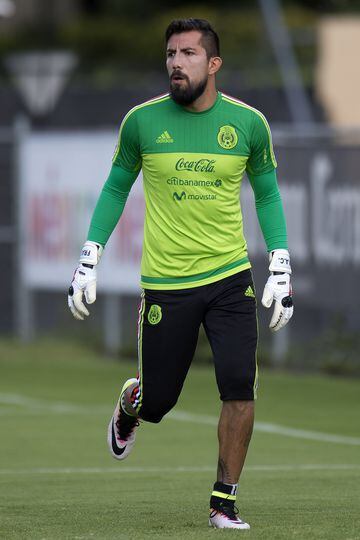 En junio de 2017, Miguel Fraga fue convocado al Tri por Juan Carlos Osorio para disputar partidos amistosos ante Ghana y Paraguay. El arquero no ha logrado debutar con la Selección Mexicana.  
