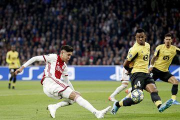 El mexicano marcó su primer gol en la fase de grupos de la UEFA Champions, en el duelo en el que Ajax venció 3 por 0 al Lille.