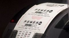 How is Powerball paid out?