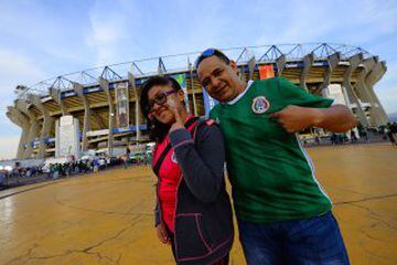 El color de los aficionados en el Estadio Azteca