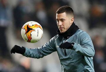 Hazard warms up for Chelsea's Europa League clash with Malmö.