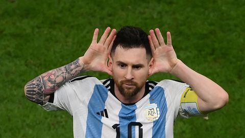 Leo Messi celebra su gol contra Países Bajos.