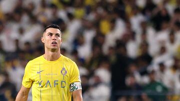 Al Nassr striker Ronaldo has appeared in an ad for the boxing bout between Tyson Fury and Francis Ngannou, to be held in Saudi Arabia on 28 October.