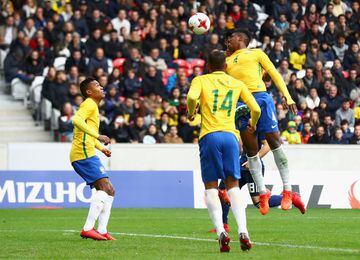LILLE, FRANCE - NOVEMBER 10:  Tomoaki Makino of Japan (obscured) scores his sides first goal during the international friendly match between Brazil and Japan at Stade Pierre-Mauroy on November 10, 2017 in Lille, France. 