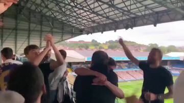 Bielsa y el Leeds festejan el título con un nuevo triunfo