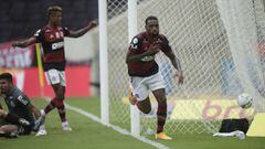 Gerson celebra su primer gol con el Flamengo.