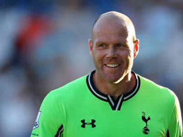 Brad Friedel holds the record for consecutive matches played with 310 straight games from 2004 to 2012. The US keeper played for Galatasaray, Liverpool, Blackburn, Aston Villa, and Tottenham.