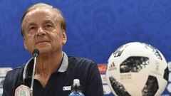 Nigeria&#039;s German coach Gernot Rohr attends a press conference at Volgograd Arena in Volgograd on June 21, 2018, on the eve of their Russia 2018 World Cup Group D football match against Iceland. / AFP PHOTO / Mark RALSTON