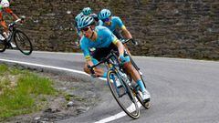 Miguel &Aacute;ngel L&oacute;pez durante una etapa del Giro de Italia.