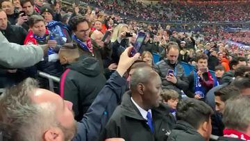 Neymar punches supporter after losing Coupe de France final