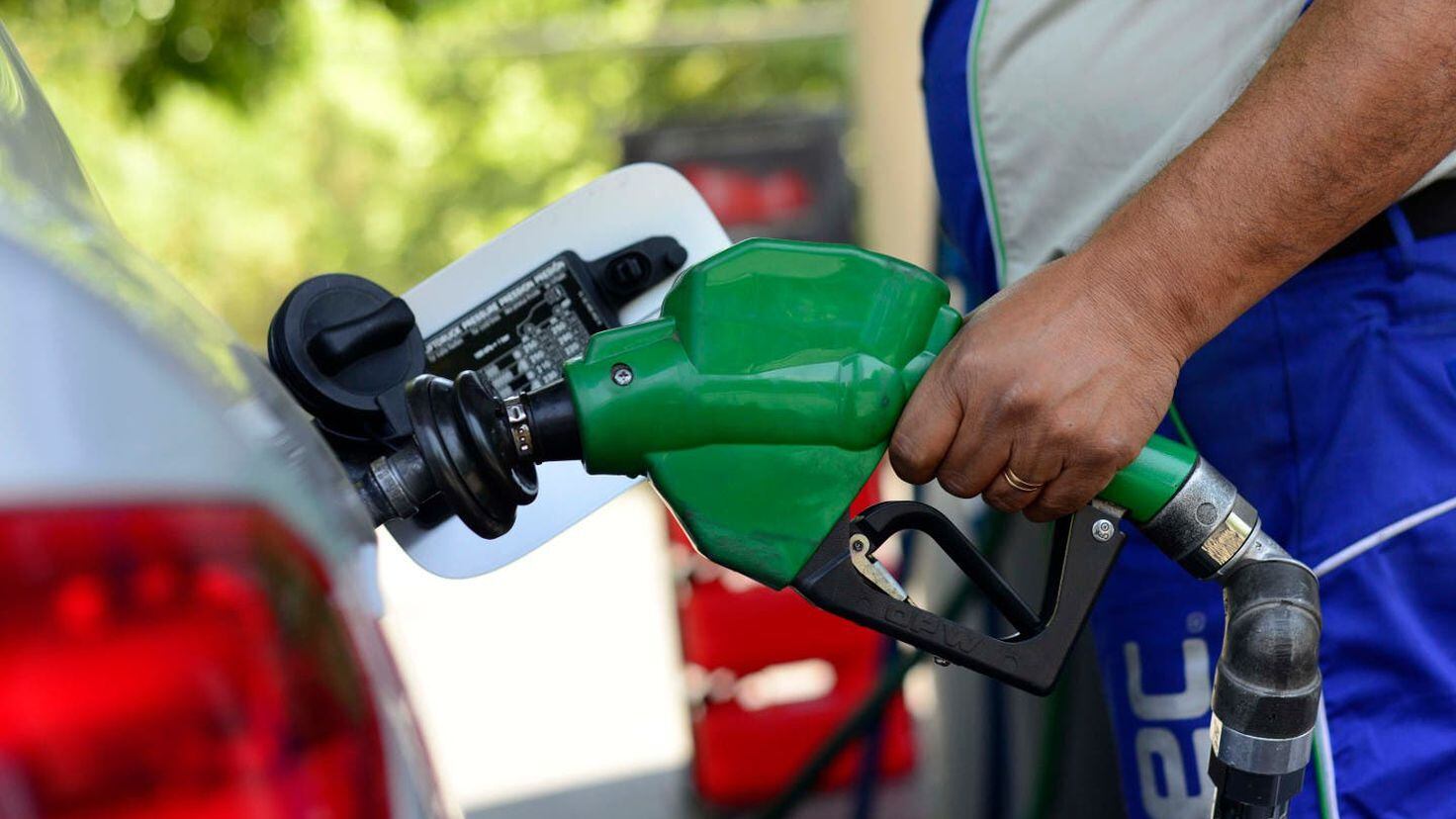 Anuncian la mayor baja en el precio de la bencina en tres meses nuevo