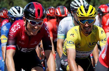 Elia Viviani del Deceuninck-Quick Step ganó la cuarta etapa del Tour de Francia 2019, mientras que su compañero Julian Alaphilippe se mantiene como líder de la clasificación general. Egan Bernal se mantiene como el mejor colombiano en la sexta casilla.