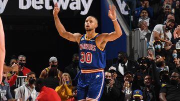 NBA round-up: Curry's 50-point double-double leads Warriors to win