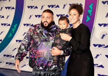  DJ Khaled y Nicole Tuck en los MTV Video Music Awards 2017. The Forum Inglewood, California