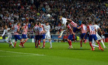 El jugador español es uno de los defensas con más gol de la actualidad. Una de sus especialidades son los remates de cabeza. Posee una gran fuerza y altura en el salto. Su cabeza despojó al Atlético de Madrid de su primera Champions en 2014, un cabezazo para la historia. 