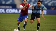 Chile busca su boleto a la Copa del Mundo de Qatar 2022 ante Uruguay que quiere escalar posiciones.