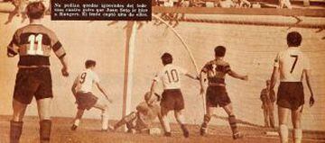 La tarde del 27-10-1957, Juan Soto marc&oacute; cuatro goles en el 5-1 sobre Rangers. Ac&aacute; una de las conquistas.