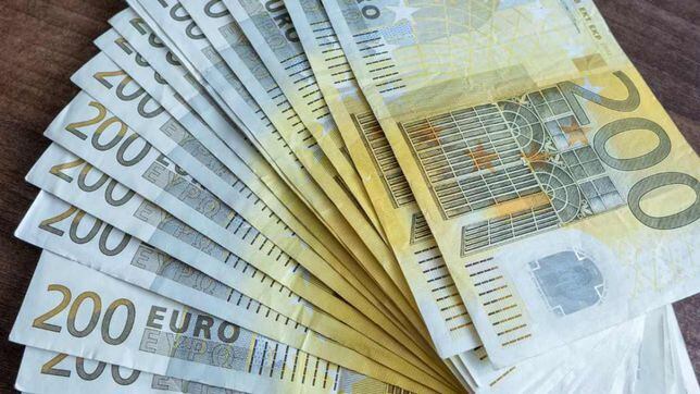 El aviso de Hacienda a los contribuyentes españoles con el pago del cheque de 200 euros