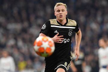 Van de Beek showed maturity and capability beyond his age in the Champions League knock-out stages last year.
