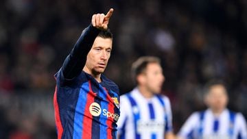 Barcelona's Polish forward Robert Lewandowski gestures during the Copa del Rey (King's Cup), quarter final football match between FC Barcelona and Real Sociedad, at the Camp Nou stadium in Barcelona on January 25, 2023. (Photo by Pau BARRENA / AFP)
