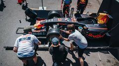 Sebastien Toutant performing an F1 tire change during the Red Bull Pitstop Challenge, Montr&iuml;&iquest;&frac12;al, Canada on May 31st 2018 // Refinedmoment / Red Bull Content Pool // SI201806110702 // Usage for editorial use only // 