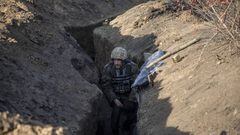BAKHMUT, DONETSK OBLAST, UKRAINE - DECEMBER 04: A Ukrainian serviceman is seen in the trenches in the frontline of Bakhmut in Donetsk, Ukraine on December 04, 2022. (Photo by Narciso Contreras/Anadolu Agency via Getty Images)