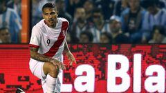 Soccer Football - 2018 World Cup Qualifications - South America - Argentina v Peru - La Bombonera stadium, Buenos Aires, Argentina - October 5, 2017. Peru&#039;s Paolo Guerrero gets up from the ground. Picture taken October 5, 2017. REUTERS/Marcos Brindic
