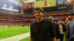 NFL fan Kaká at the ground for his second Super Bowl