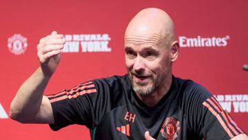 Basking Ridge (United States), 21/07/2023.- Manchester United manager Erik ten Hag talks to reporters during a press conference about the team's upcoming club friendly against Arsenal in Basking Ridge, New Jersey, USA, 21 July 2023. Manchester United and Arsenal will play each other on 22 July 2023 at MetLife Stadium in East Rutherford, New Jersey, USA. (Futbol, Amistoso) EFE/EPA/JUSTIN LANE
