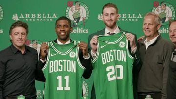 Irving, presentado con los Celtics: "Aún No he hablado con LeBron"