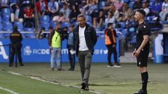 Óscar Cano deja de ser entrenador del Deportivo.