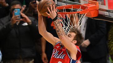 Basketball player Mac McClung, of the Philadelphia 76ers, competes during the Slam Dunk Contest of the NBA All-Star week-end in Salt Lake City, Utah, February 18, 2023. (Photo by Patrick T. Fallon / AFP)