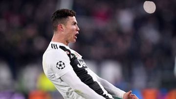 Soccer Football - Champions League - Round of 16 Second Leg - Juventus v Atletico Madrid - Allianz Stadium, Turin, Italy - March 12, 2019  Juventus&#039; Cristiano Ronaldo celebrates at the end of the match   REUTERS/Alberto Lingria