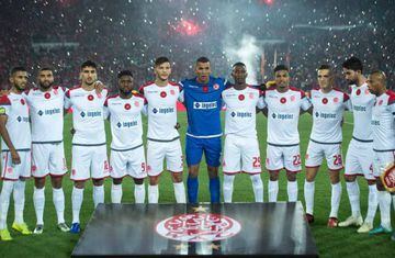Wydad's team poses for pictures before the CAF champion league final 2019 1st leg football match between Morocco's Wydad Athletic Club and Tunisia's Esperance sportive de Tunis in Rabat on May 24, 2019. (Photo by FADEL SENNA / AFP)