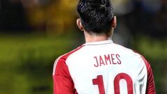 Tres días después de ser anunciado como refuerzo de Olympiacos, James Rodríguez fue titular en la derrota 2-1 ante el Aris