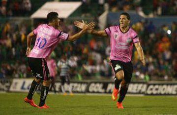 Díaz ya anotó el 2-0 de Chiapas ante Santos. Fue un bombazo de fuera del área.