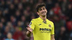 Villarreal&#039;s Spanish forward Gerard Moreno reacts during the UEFA Champions League quarter-final, second leg football match FC Bayern Munich v FC Villarreal in Munich, southern Germany on April 12, 2022. (Photo by CHRISTOF STACHE / AFP)