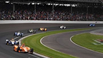 INDIANAPOLIS, IN - MAY 28: Fernando Alonso of Spain, driver of the #29 McLaren-Honda-Andretti Honda, races during the 101st Indianapolis 500 at Indianapolis Motorspeedway on May 28, 2017 in Indianapolis, Indiana.   Jared C. Tilton/Getty Images/AFP == FOR NEWSPAPERS, INTERNET, TELCOS &amp; TELEVISION USE ONLY ==