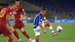 Soccer Football - Serie A - AS Roma v Inter Milan - Stadio Olimpico, Rome, Italy - July 19, 2020 Inter Milan's Alexis Sanchez in action, as play resumes behind closed doors following the outbreak of the coronavirus disease (COVID-19) REUTERS/Alberto Lingria