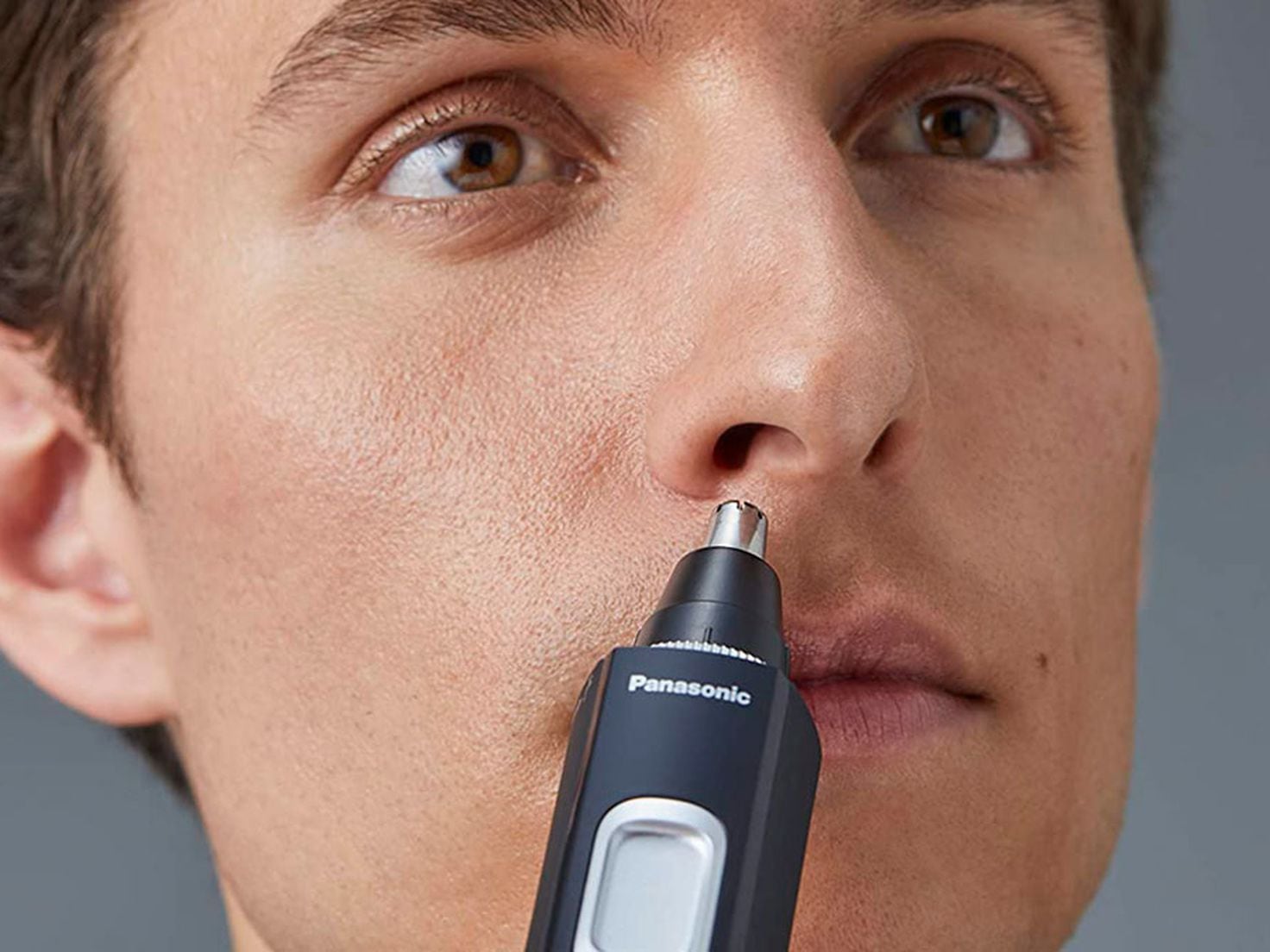 Ni tirones, ni cortes”: así es el cortapelos de nariz Panasonic con 29.000  valoraciones - Showroom