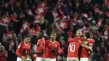 Los jugadores de Suiza celebran el pase al Mundial 2018.