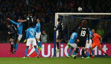 Modric admires Ramos' goal.