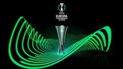 El trofeo de la Europa Conference League