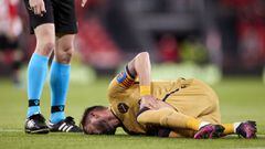 Jose Luis Morales of UD Levante injuries during the Spanish league match of La Liga between, Athletic Club and UD Levante at San Mames on 7 of 3, 2022 in Bilbao, Spain.
 AFP7 
 07/03/2022 ONLY FOR USE IN SPAIN