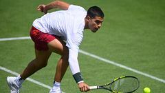 Tennis - Wimbledon Preview - All England Lawn Tennis and Croquet Club, London, Britain - June 26, 2022 Spain's Carlos Alcaraz during practice REUTERS/Toby Melville